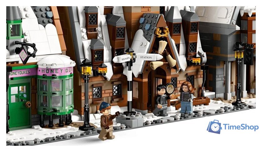 Конструктор LEGO Harry Potter 76457 Деревня Хогсмид – Коллекционное издание - Изображение №3 — Интернет-магазин Time-Shop