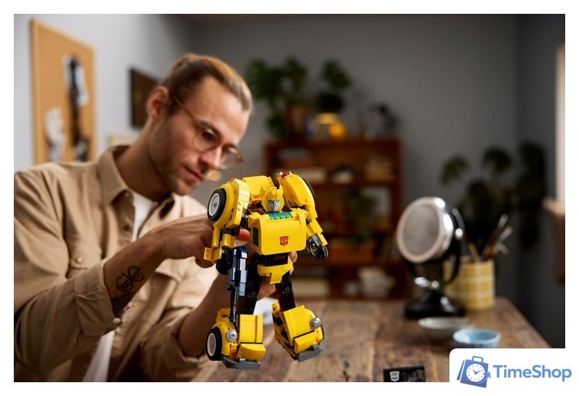 Конструктор LEGO Icons 10338 Бамблби - Изображение №10 — Интернет-магазин Time-Shop