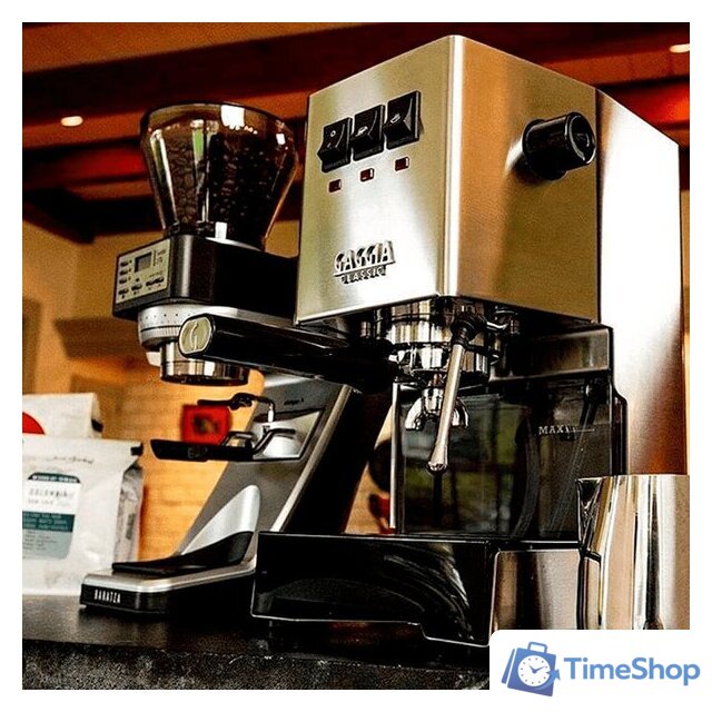 Рожковая кофеварка Gaggia Classic Evo Inox 9481/11 - Изображение №4 — Интернет-магазин Time-Shop