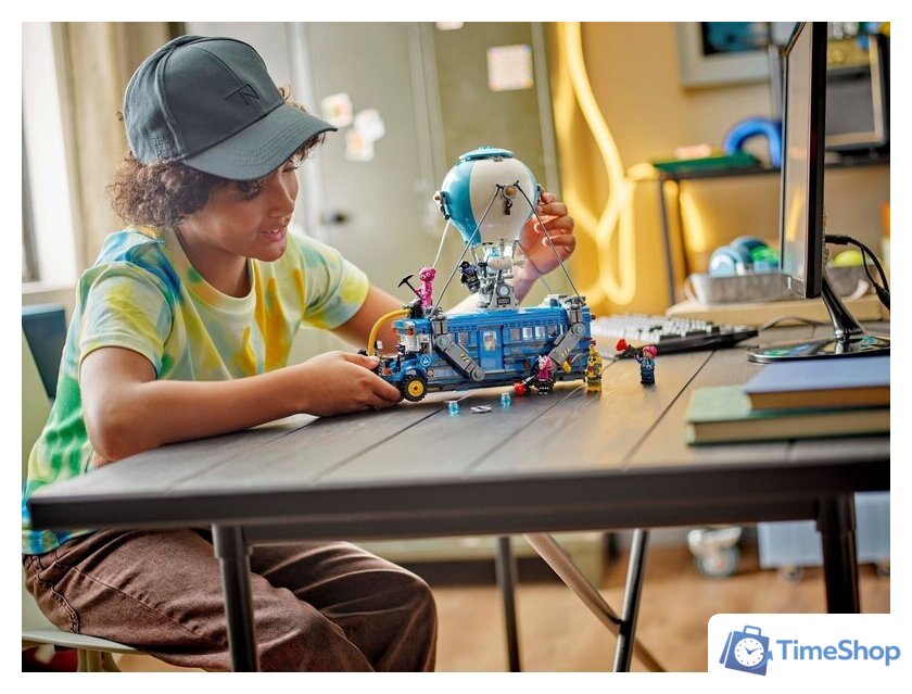 Конструктор LEGO Fortnite 77073 Боевой автобус - Изображение №7 — Интернет-магазин Time-Shop