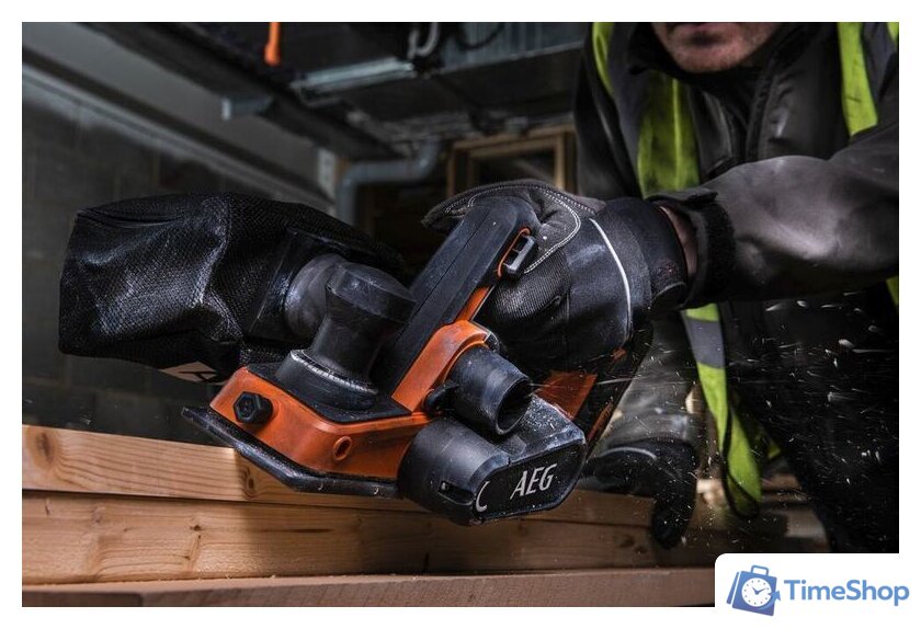 Рубанок AEG Powertools BHO18BL-0 4935464988 (без АКБ) - Изображение №5 — Интернет-магазин Time-Shop