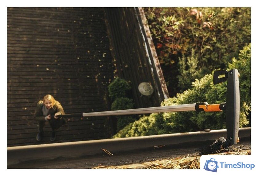 Очиститель желобов Fiskars 1001414 - Изображение №10 — Интернет-магазин Time-Shop
