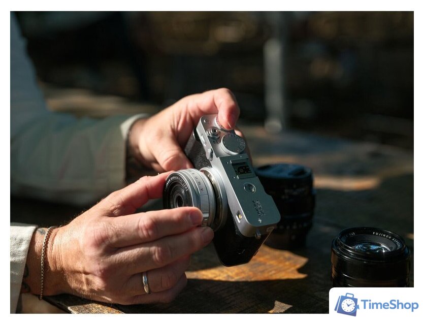 Беззеркальный фотоаппарат Fujifilm X-E5 Kit 23mm F2.8 R WR (серебристый) - Изображение №17 — Интернет-магазин Time-Shop