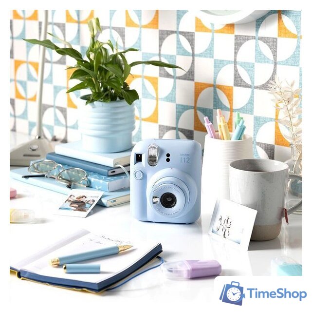 Фотоаппарат Fujifilm Instax Mini 12 (голубой) - Изображение №8 — Интернет-магазин Time-Shop