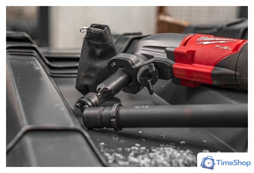 Высечные электрические ножницы Milwaukee M12 FNB16-402X 4933479619 (с 2-мя АКБ, кейс) - Изображение №8 — Интернет-магазин Time-Shop