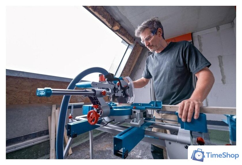 Торцовочная пила Bosch GCM 18V-216 D 0601B51000 (без АКБ) - Изображение №7 — Интернет-магазин Time-Shop