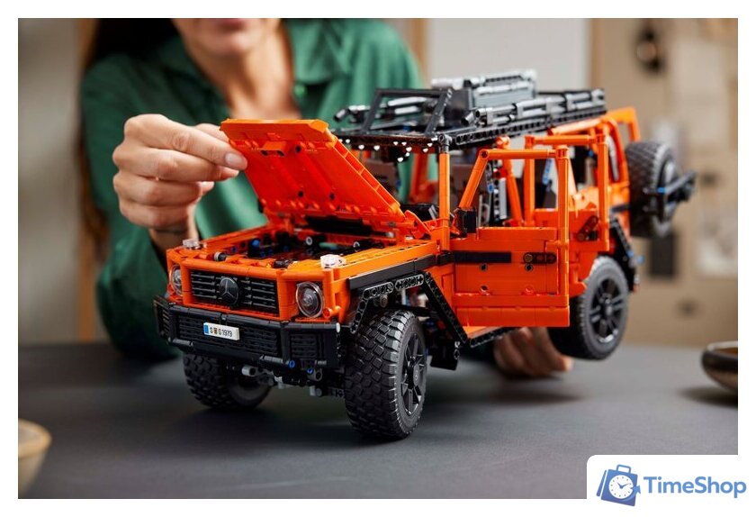 Конструктор LEGO Technic 42177 Профессиональная линейка Mercedes-Benz G500 - Изображение №9 — Интернет-магазин Time-Shop