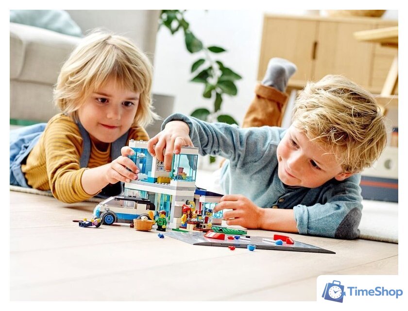 Конструктор LEGO City 60291 Семейный дом - Изображение №12 — Интернет-магазин Time-Shop