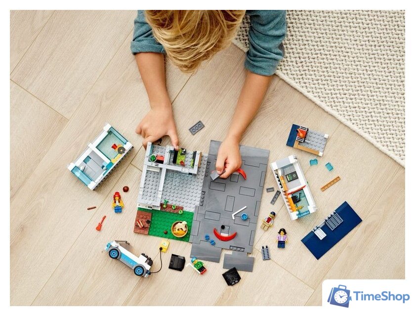 Конструктор LEGO City 60291 Семейный дом - Изображение №11 — Интернет-магазин Time-Shop