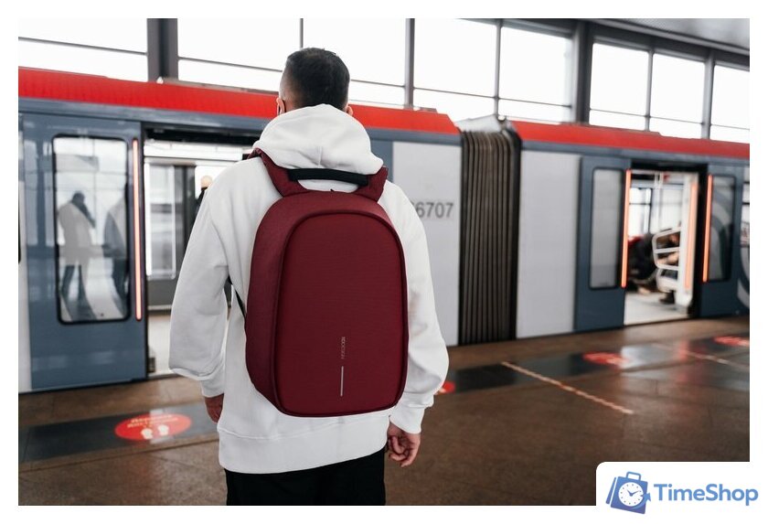 Городской рюкзак XD Design Bobby Hero Regular (красный) - Изображение №25 — Интернет-магазин Time-Shop