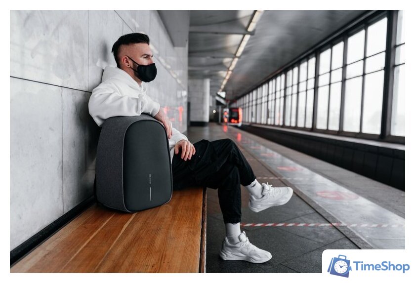 Городской рюкзак XD Design Bobby Hero Regular (серый) - Изображение №39 — Интернет-магазин Time-Shop