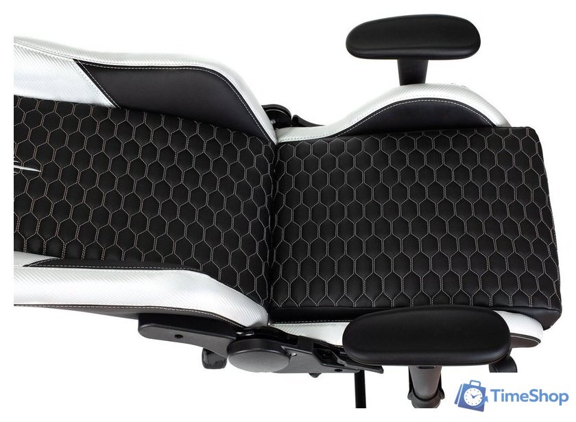 Игровое (геймерское) кресло Knight Neon (черный/серебристый) - Изображение №9 — Интернет-магазин Time-Shop