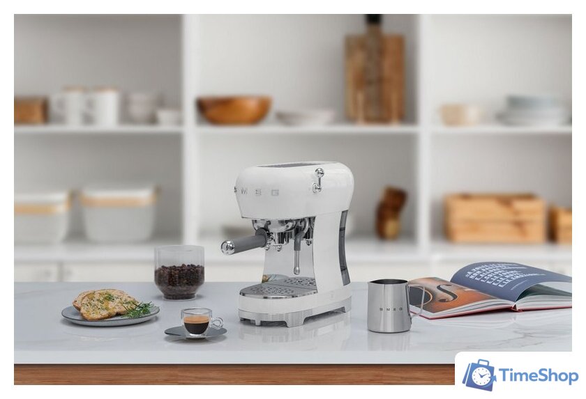 Рожковая кофеварка Smeg ECF02WHEU - Изображение №8 — Интернет-магазин Time-Shop