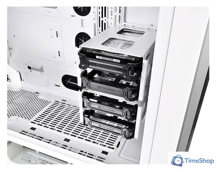 Корпус Thermaltake View 71 Tempered Glass Snow Edition - Изображение №16 — Интернет-магазин Time-Shop