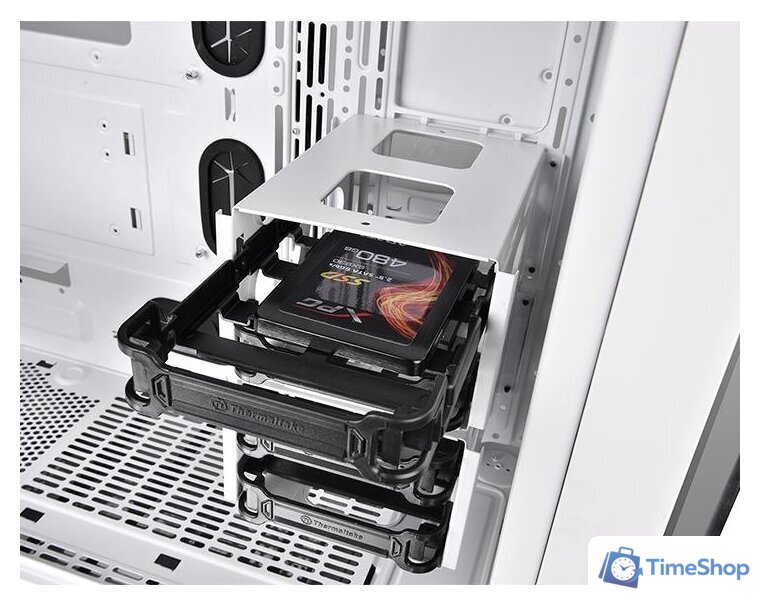 Корпус Thermaltake View 71 Tempered Glass Snow Edition - Изображение №18 — Интернет-магазин Time-Shop