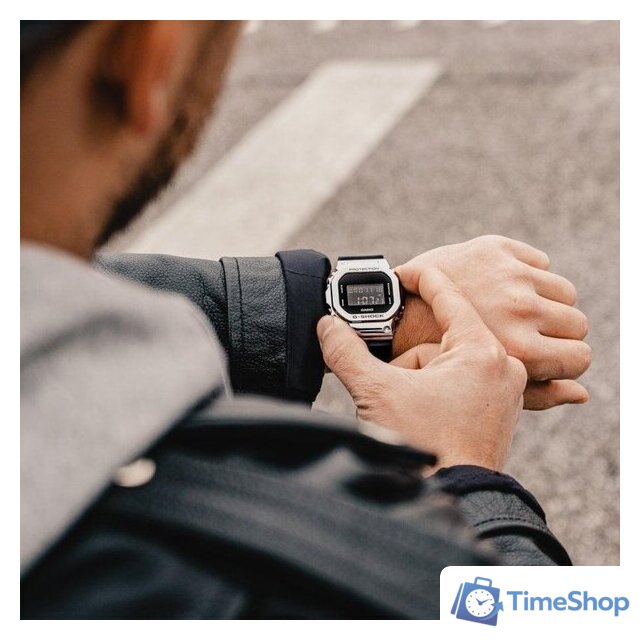 Наручные часы Casio G-Shock GM-5600U-1E - Изображение №4 — Интернет-магазин Time-Shop