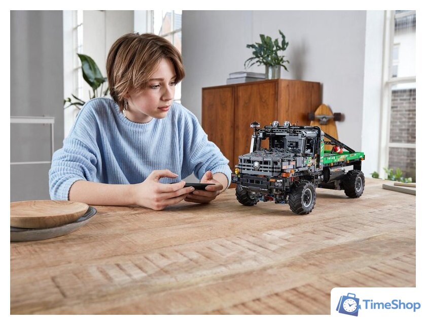 Конструктор LEGO Technic 42129 Полноприводный грузовик Mercedes-Benz Zetros - Изображение №15 — Интернет-магазин Time-Shop