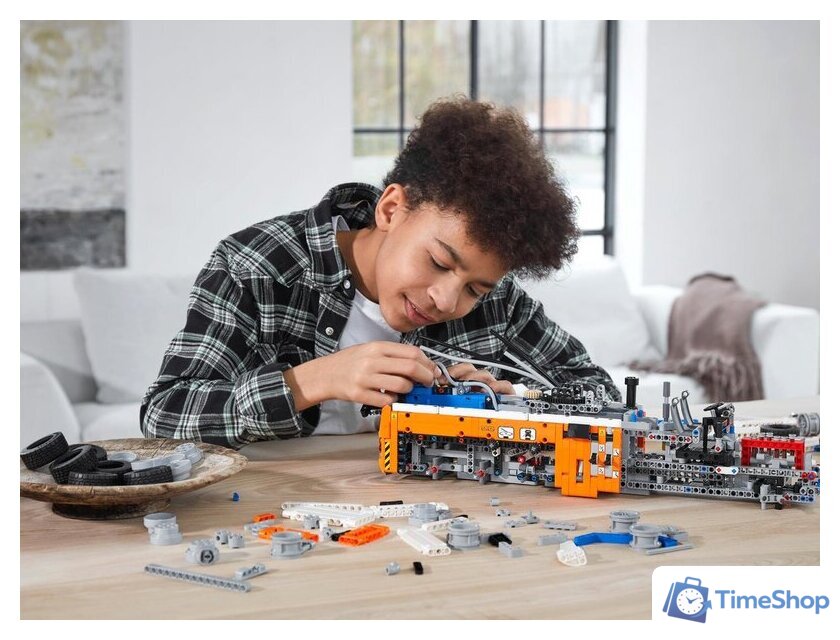 Конструктор LEGO Technic 42128 Грузовой эвакуатор - Изображение №21 — Интернет-магазин Time-Shop