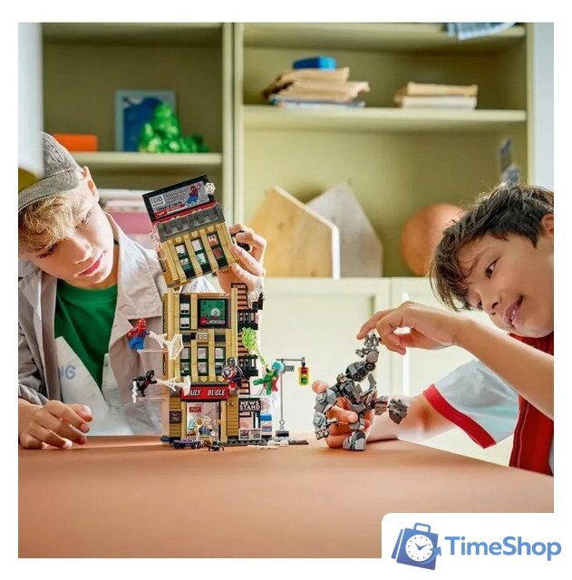 Конструктор LEGO Marvel 76342 Spider-Man Человек-паук против Мистерио: Дейли Бьюгл - Изображение №4 — Интернет-магазин Time-Shop