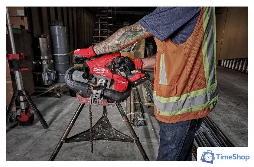 Ленточная пила Milwaukee Fuel M18 FBS85-202C 4933471497 (с 2-мя АКБ, кейс) - Изображение №4 — Интернет-магазин Time-Shop