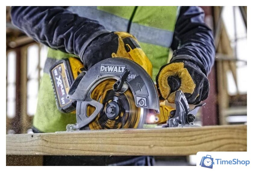 Дисковая (циркулярная) пила DeWalt DCS578N-XJ (без АКБ) - Изображение №3 — Интернет-магазин Time-Shop