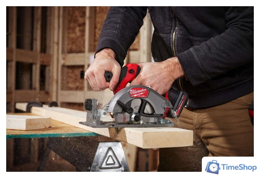 Дисковая (циркулярная) пила Milwaukee M12 FCS442-502X 4933493489 (с 2-мя АКБ, кейс) - Изображение №8 — Интернет-магазин Time-Shop