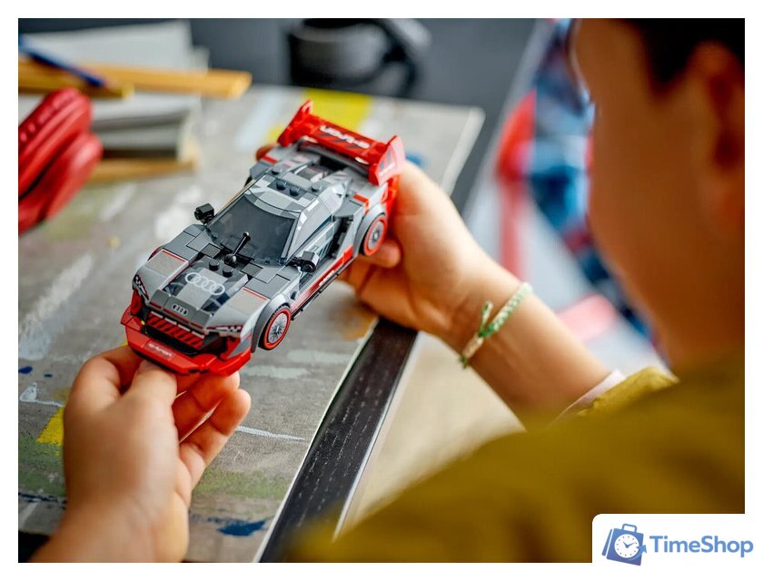 Конструктор LEGO Speed Champions 76921 Гоночный автомобиль Audi S1 e-tron quattro - Изображение №9 — Интернет-магазин Time-Shop