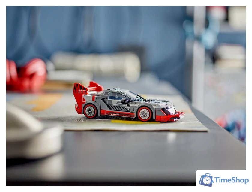 Конструктор LEGO Speed Champions 76921 Гоночный автомобиль Audi S1 e-tron quattro - Изображение №8 — Интернет-магазин Time-Shop