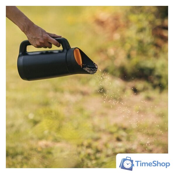Разбрасыватель-сеялка Fiskars Solid 1057076 - Изображение №5 — Интернет-магазин Time-Shop