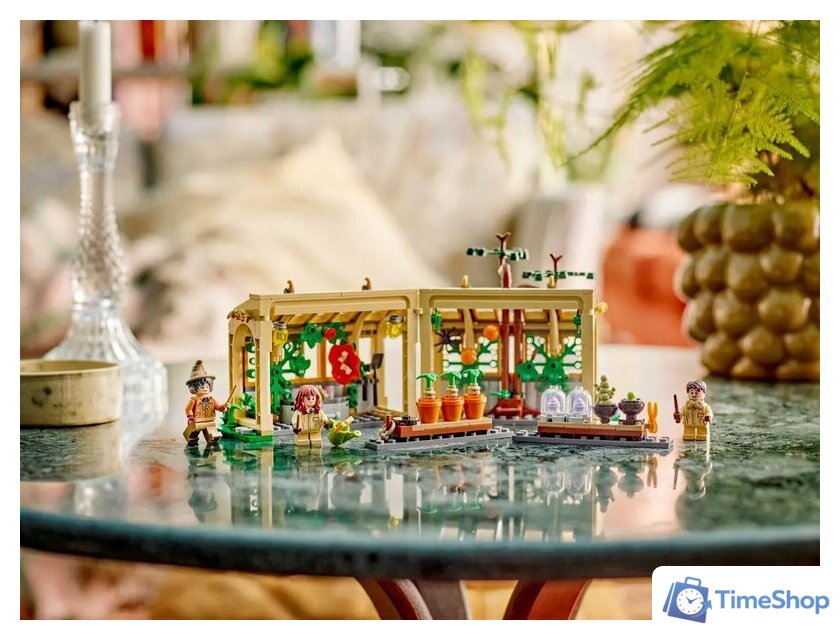 Конструктор LEGO Harry Potter Замок Хогвартс: Класс Гербологии 76445 - Изображение №11 — Интернет-магазин Time-Shop