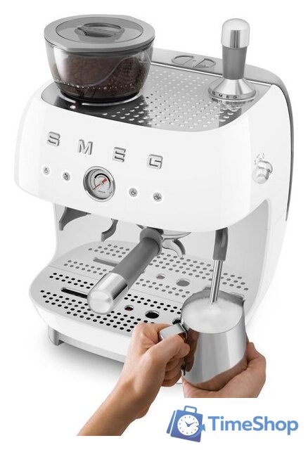 Рожковая кофеварка Smeg EGF03WHEU - Изображение №5 — Интернет-магазин Time-Shop