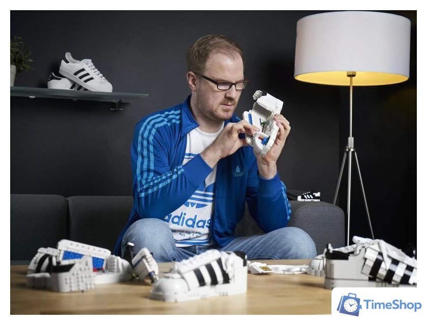 Конструктор LEGO 10282 Кроссовки adidas Originals Superstar - Изображение №32 — Интернет-магазин Time-Shop