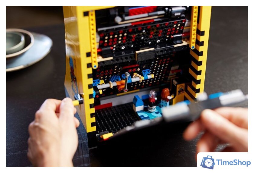 Конструктор LEGO Icons 10323 Игровая аркада PAC-MAN - Изображение №10 — Интернет-магазин Time-Shop