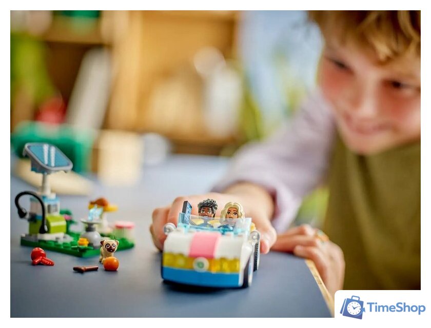 Конструктор LEGO Friends Электромобиль и зарядное устройство 42609 - Изображение №10 — Интернет-магазин Time-Shop