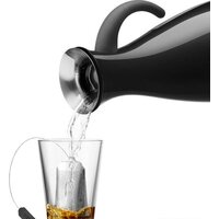 Электрический чайник Eva Solo 502921 - Превью изображения №3 — Интернет-магазин Time-Shop