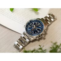 Наручные часы Casio Edifice EF-527D-2A - Превью изображения №4 — Интернет-магазин Time-Shop