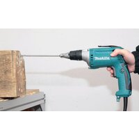 Шуруповерт для гипсокартона Makita FS4300 - Превью изображения №2 — Интернет-магазин Time-Shop
