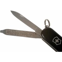 Нож-брелок Victorinox Classic SD 0.6223.3G - Превью изображения №5 — Интернет-магазин Time-Shop
