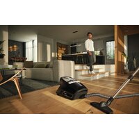 Пылесос Miele Blizzard CX1 Comfort SKMF5 (черный) - Превью изображения №7 — Интернет-магазин Time-Shop
