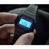 Наручные часы Casio F-105W-1A - Превью изображения №5 — Интернет-магазин Time-Shop