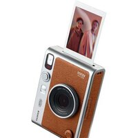 Фотоаппарат Fujifilm Instax Mini Evo (серебристый/коричневый) - Превью изображения №2 — Интернет-магазин Time-Shop