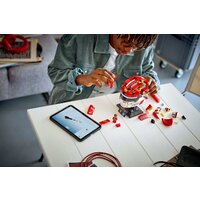 Конструктор LEGO Editions 43014 Шлем Шарля Леклера команды Scuderia Ferrari HP - Превью изображения №9 — Интернет-магазин Time-Shop