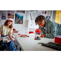 Конструктор LEGO Editions 43014 Шлем Шарля Леклера команды Scuderia Ferrari HP - Превью изображения №10 — Интернет-магазин Time-Shop