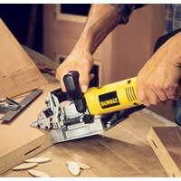 Шпоночный (ламельный) фрезер DeWalt DW682K - Превью изображения №6 — Интернет-магазин Time-Shop