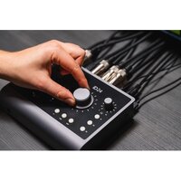 Аудиоинтерфейс Audient iD24 - Превью изображения №13 — Интернет-магазин Time-Shop