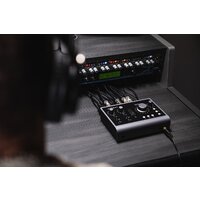 Аудиоинтерфейс Audient iD24 - Превью изображения №10 — Интернет-магазин Time-Shop