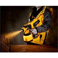 Краскораспылитель Deko DKSG20K4 (с 1-им АКБ) - Превью изображения №5 — Интернет-магазин Time-Shop