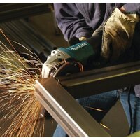 Угловая шлифмашина Makita 9565PCV - Превью изображения №4 — Интернет-магазин Time-Shop