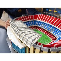 Конструктор LEGO Creator Expert 10284 Камп Ноу – ФК 