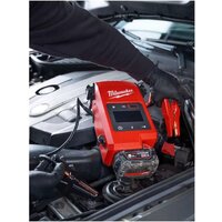 Пусковое устройство Milwaukee Jump Starter M18 JS2000-0 4933498026 (без АКБ) - Превью изображения №9 — Интернет-магазин Time-Shop